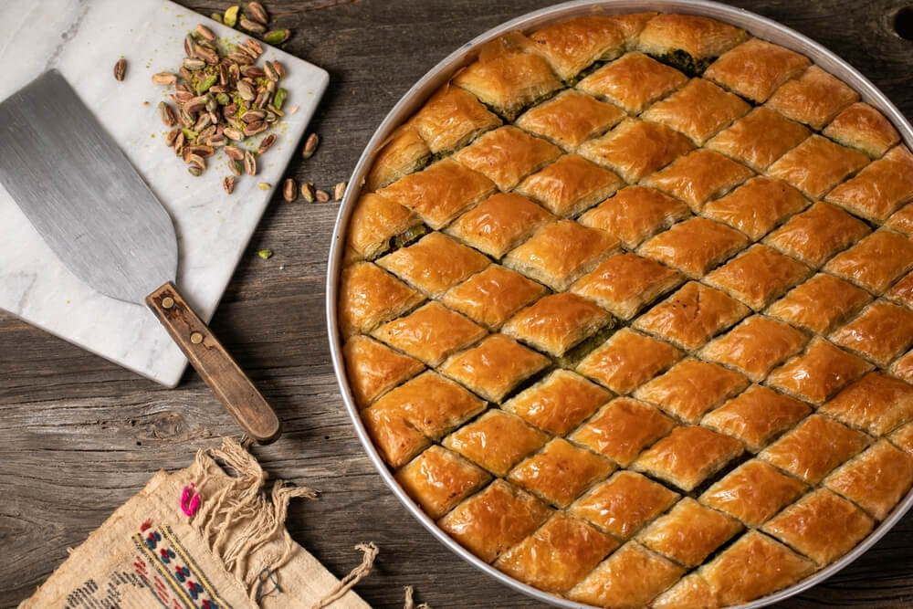 Αϊβαλιώτικος Σπιτικός Μπακλαβάς